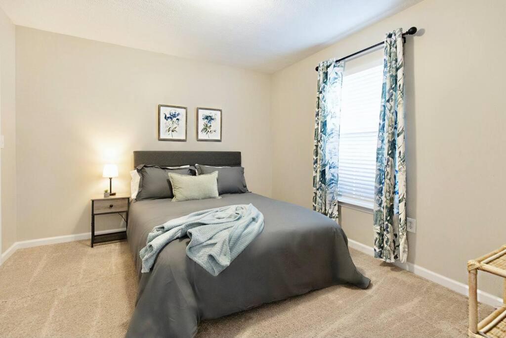 The Home Place & Prime Location Near I-20 Martinez Exterior foto